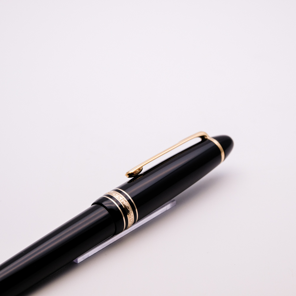 MB0008 - Montblanc - LeGrand Gold finish - Collectiblepens - fountain pen & more - Untitled-1