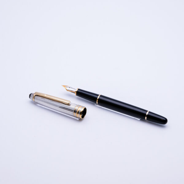Montblanc - 144 douè pinstripe silver - Collectible pens - fountain pen & more