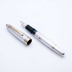 MB0351 - Montblanc - 146 solitaire pinstripe W-Germany - Collectible fountain pens & more
