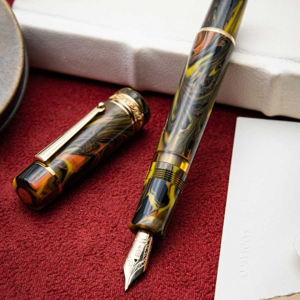 DE0033 - Delta - dolcevita gallery yellow - Collectible pens - fountain pen & More