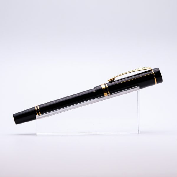 Parker - International black MK1 - Collectible pens fountain pen & more.