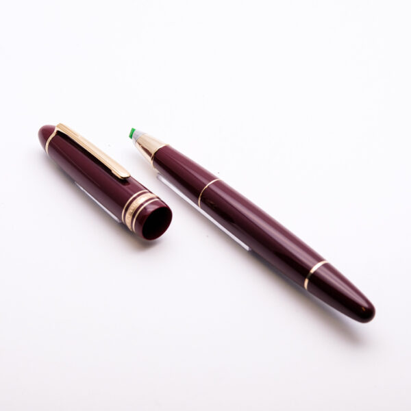 MB0319 - Montblanc - LeGrand Bordeaux - Collectible fountain pen and more-1