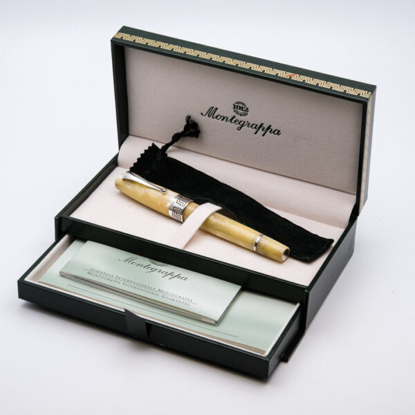 MG0033 - Montegrappa - 1930 Ivory - Collectible fountain pens & more