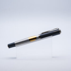 PE0045 - Pelikan - m640 Mount Everest - Collectible fountain pens & more