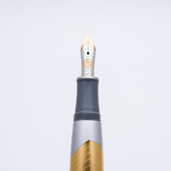 PE0045 - Pelikan - m640 Mount Everest - Collectible fountain pens & more
