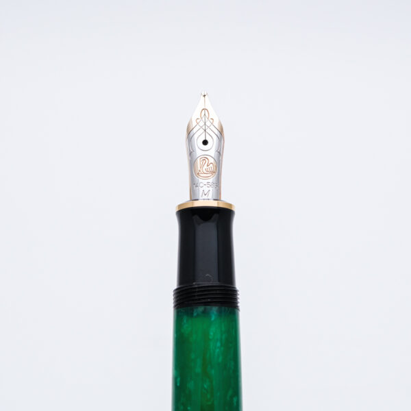 PE0051-52 - Pelikan - m600 Vibrant Green - Collectible fountain pens & more