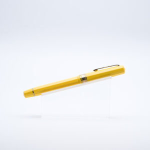 OM0149 - Omas - Ferrari Special Edition 456 GT Yellow - Collectible fountain pens & more