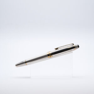 MB0499 - Montblanc - 146 solitaire pinstripe - Collectible fountain pens & more -1