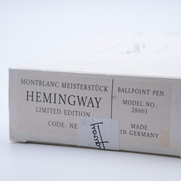MB0583 - Montblanc - Hemingway - Collectible fountain pens & more-2