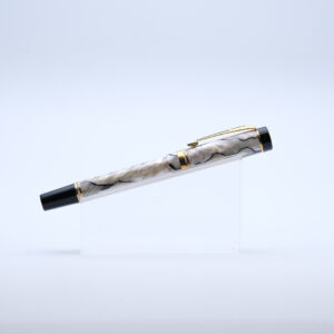 PK0084 - Parker - Black and Pearl small - Collectible fountain pens & more-1